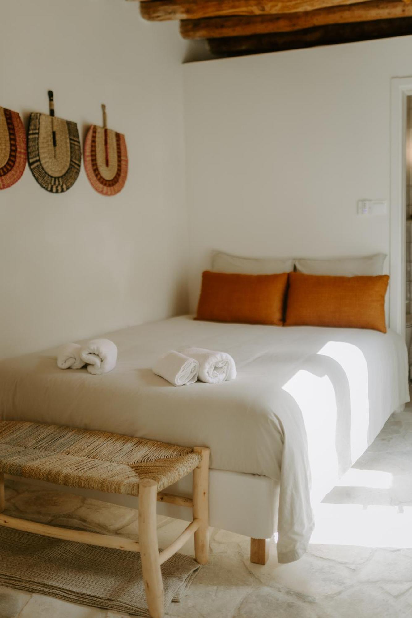 Smaragda'S Guest Rooms Лимасол Экстерьер фото